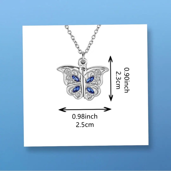 New Beautiful Butterfly 🦋 Necklace with "I Love You" Hidden Message - Silver - Picture 10 of 10